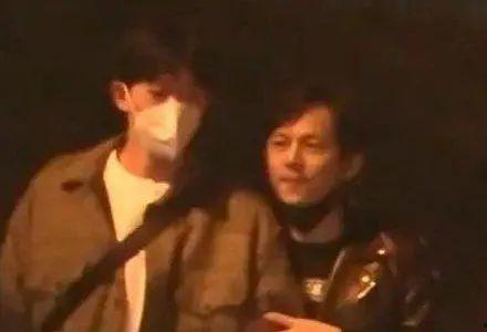 何炅娱乐圈吃瓜爆料视频,一场吃瓜爆料的真实盛宴 第1张 何炅娱乐圈吃瓜爆料视频,一场吃瓜爆料的真实盛宴 第1张